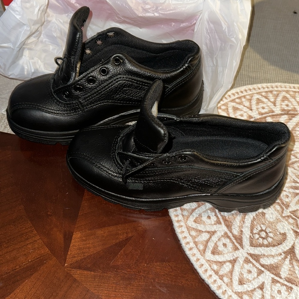 Black leather sneakers